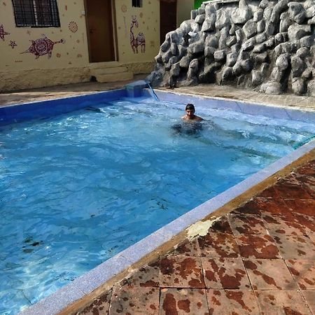 ホテルNisarg Shrushti Farmhouse プネ エクステリア 写真
